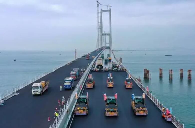 世界最大規(guī)模！深中通道鋼橋面全部完成鋪裝